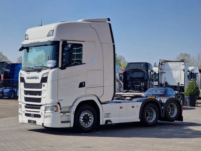 Scania S580 V8 NGS Highline 6x2 - Retarder - Full air - 3.15 WB - Navi - Led - Тягач: фото 3 Scania S580 V8 NGS Highline 6x2 - Retarder - Full air - 3.15 WB - Navi - Led - Тягач: фото 3