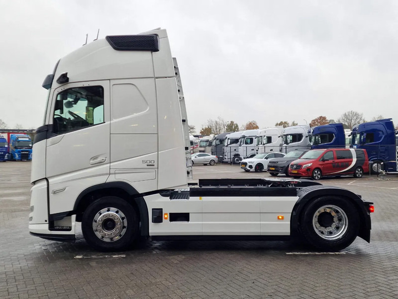 Volvo FH 13.500 Aero Globetrotter XL 4x2 - I Save - Retarder - I parkcool - 2x tank - Mirror cams - Тягач: фото 4 Volvo FH 13.500 Aero Globetrotter XL 4x2 - I Save - Retarder - I parkcool - 2x tank - Mirror cams - Тягач: фото 4