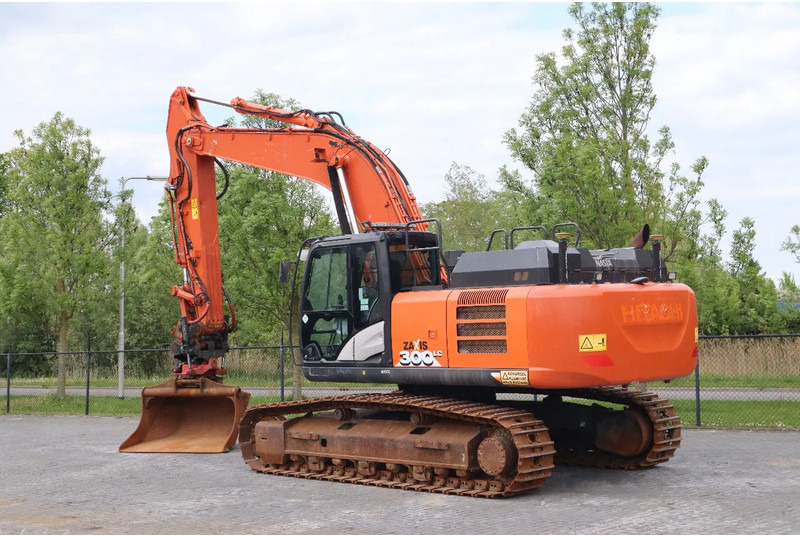 Hitachi ZX300 LC-6 | ROTOTILT | BUCKET | GPS - Гусеничний екскаватор: фото 3 Hitachi ZX300 LC-6 | ROTOTILT | BUCKET | GPS - Гусеничний екскаватор: фото 3