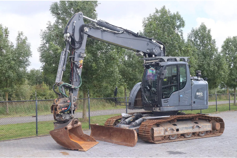 Liebherr R920 K LC COMPACT | BLADE | ROTOTILT | OILQUICK | MAGNET - Гусеничний екскаватор: фото 2 Liebherr R920 K LC COMPACT | BLADE | ROTOTILT | OILQUICK | MAGNET - Гусеничний екскаватор: фото 2
