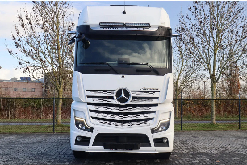 Mercedes-Benz Actros 2553 | 6X2 | FULL AIR | RETARDER | 33.000 KM! | EURO 6 - Тягач: фото 2 Mercedes-Benz Actros 2553 | 6X2 | FULL AIR | RETARDER | 33.000 KM! | EURO 6 - Тягач: фото 2