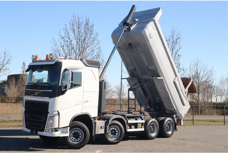 Volvo FH 540 8X4 TANDEMLIFT | BIG AXLES | RETARDER | VDS - Самоскид вантажівка: фото 1 Volvo FH 540 8X4 TANDEMLIFT | BIG AXLES | RETARDER | VDS - Самоскид вантажівка: фото 1