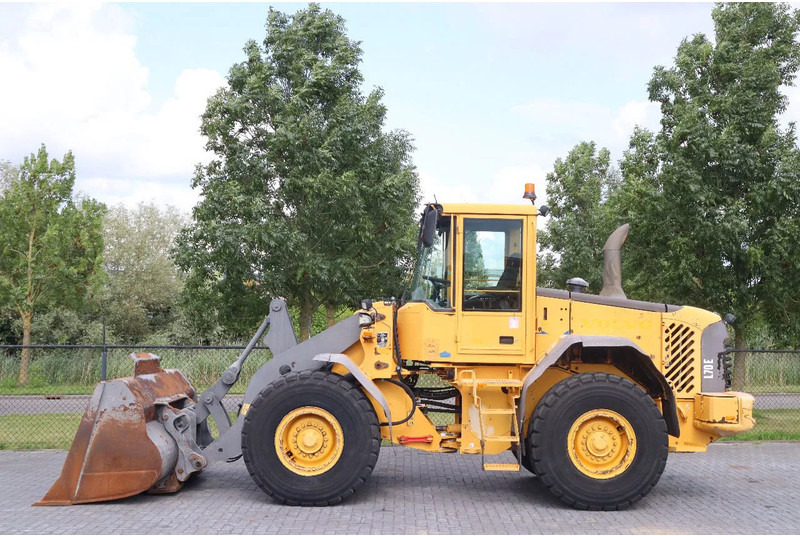 Volvo L70E | BUCKET | QUICK COUPLER | EXTRA FUNCT | AIRCO - Колісний навантажувач: фото 1 Volvo L70E | BUCKET | QUICK COUPLER | EXTRA FUNCT | AIRCO - Колісний навантажувач: фото 1