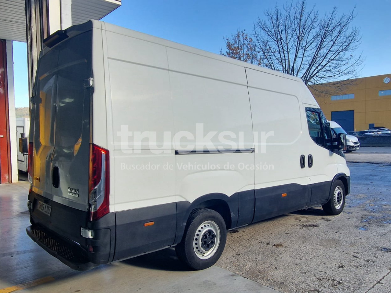 IVECO 35S14 12M3 - Фургон з закритим кузовом: фото 3 IVECO 35S14 12M3 - Фургон з закритим кузовом: фото 3