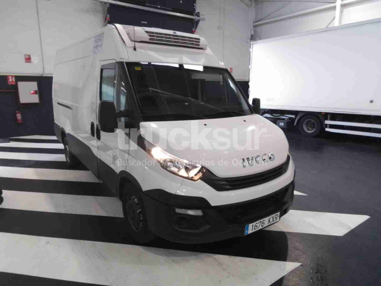 IVECO 35S14 FRC-X - Фургон з закритим кузовом: фото 1 IVECO 35S14 FRC-X - Фургон з закритим кузовом: фото 1