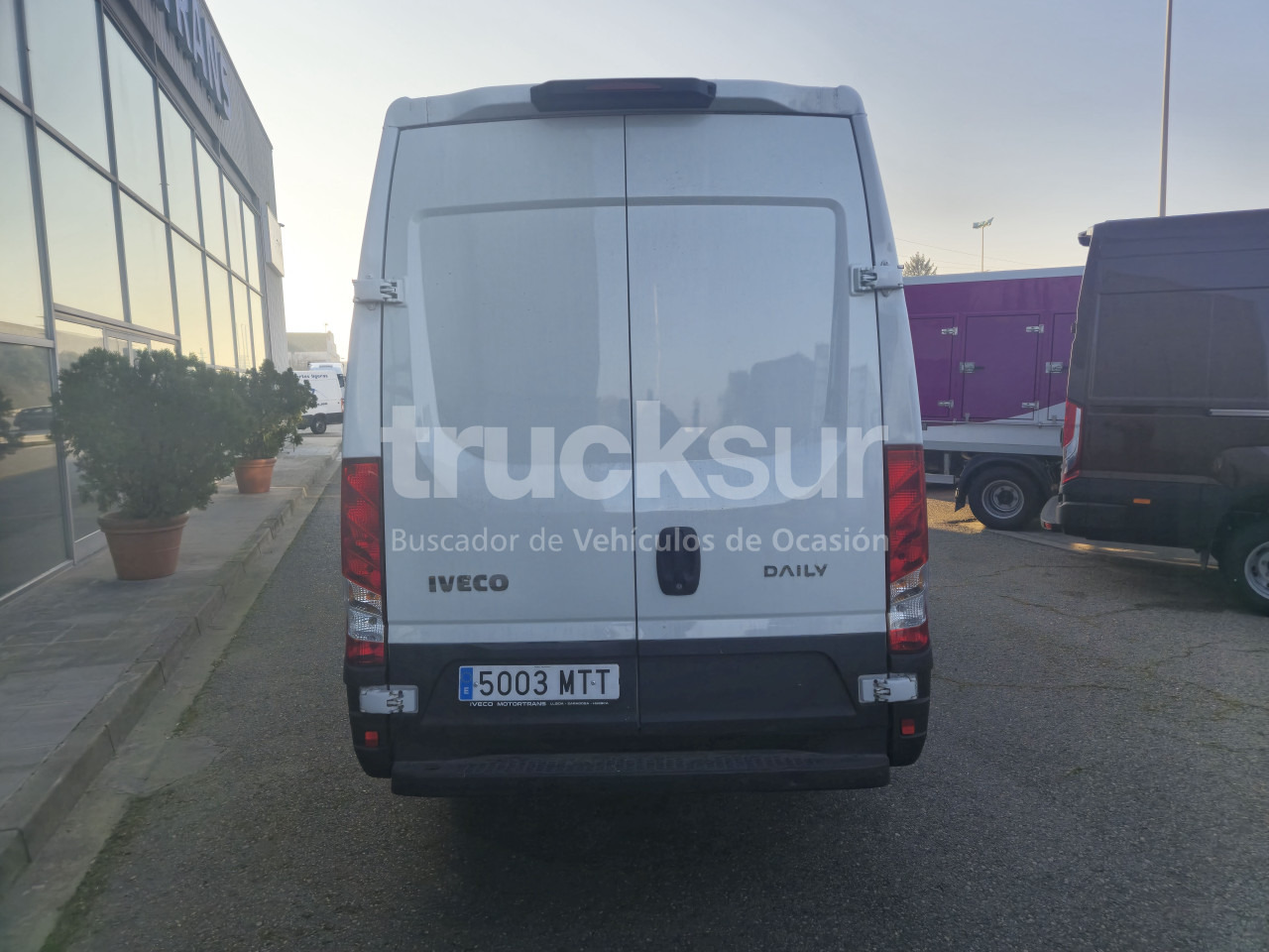 IVECO DAILY 35S16V 12M3 - Фургон з закритим кузовом: фото 5 IVECO DAILY 35S16V 12M3 - Фургон з закритим кузовом: фото 5