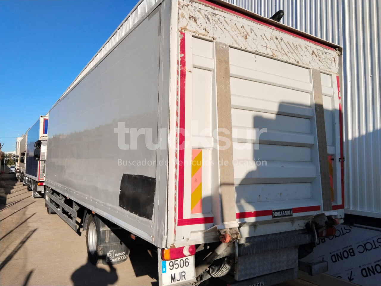 IVECO EUROCARGO - Вантажівка з закритим кузовом: фото 4 IVECO EUROCARGO - Вантажівка з закритим кузовом: фото 4