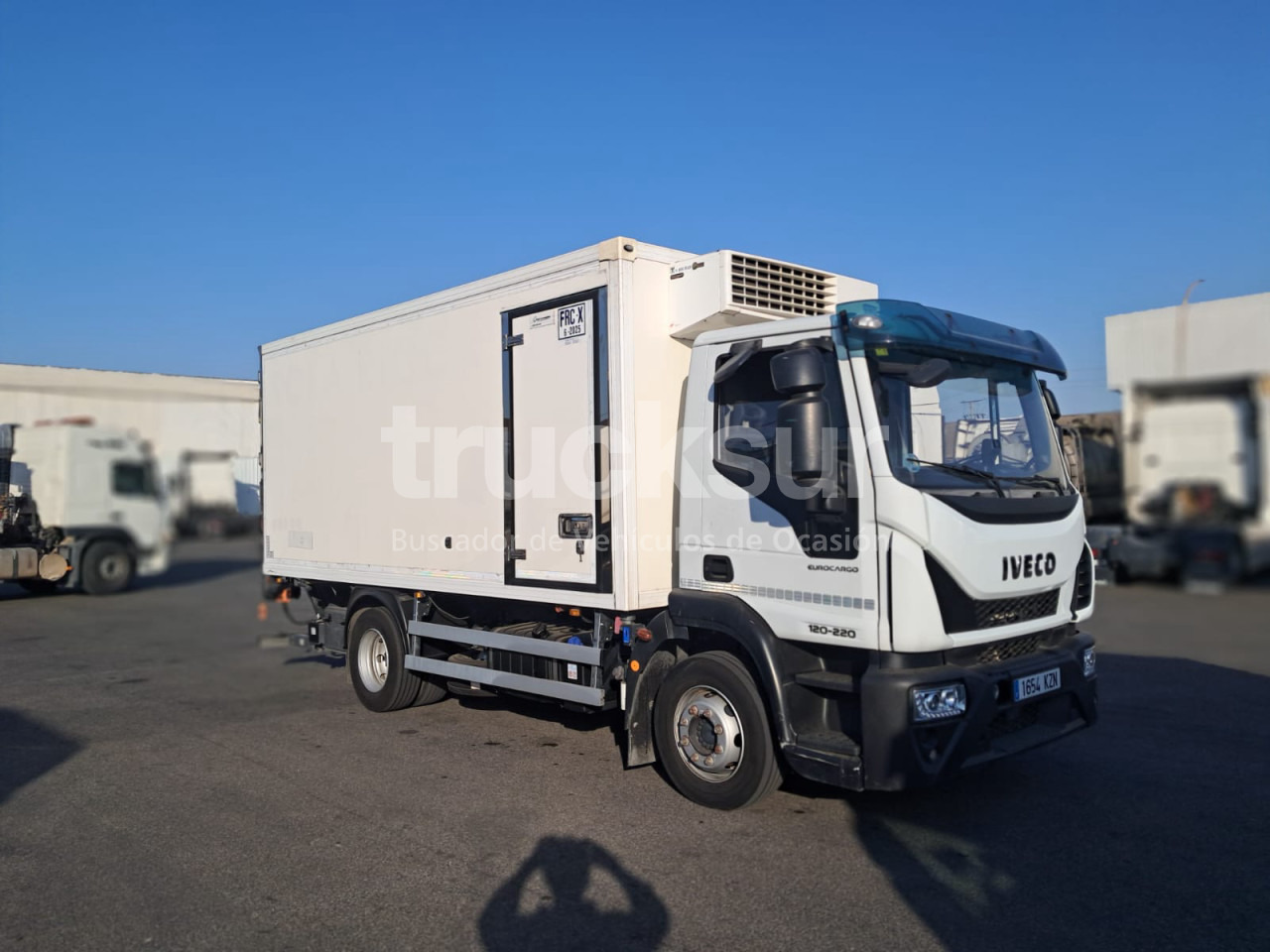 IVECO ML10E22 FRC-X - Вантажівка з закритим кузовом: фото 2 IVECO ML10E22 FRC-X - Вантажівка з закритим кузовом: фото 2