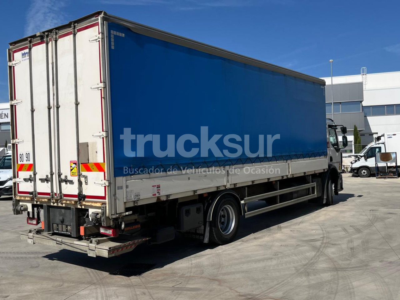 RENAULT D18.320 - Тентована вантажівка: фото 4 RENAULT D18.320 - Тентована вантажівка: фото 4