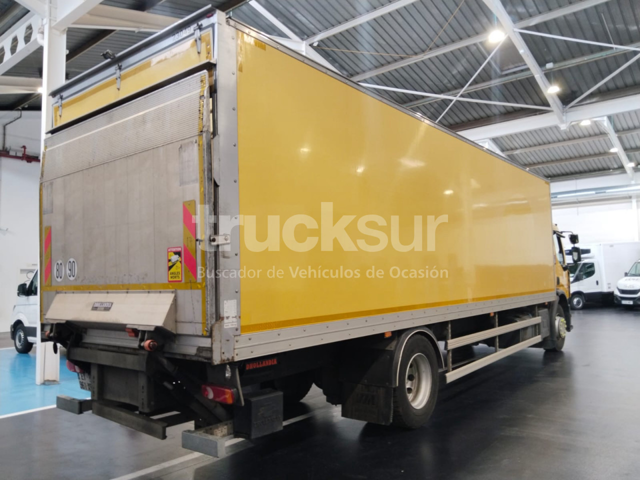 RENAULT D280.18 - Вантажівка з закритим кузовом: фото 4 RENAULT D280.18 - Вантажівка з закритим кузовом: фото 4
