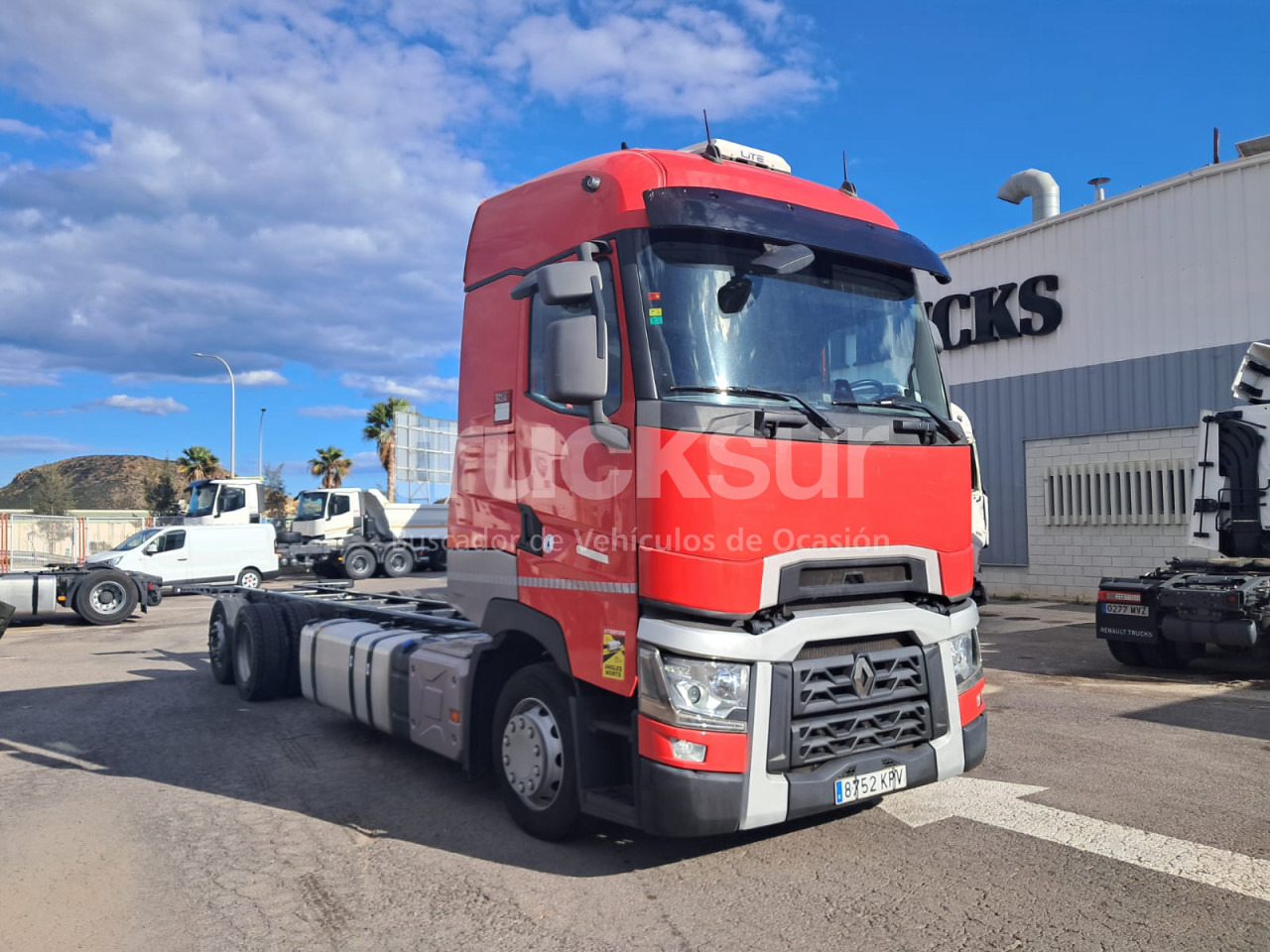 RENAULT T480 HIGH SLEEPER CAB 6X2*4 ejes 6x2*4 - Вантажівка шасі: фото 2 RENAULT T480 HIGH SLEEPER CAB 6X2*4 ejes 6x2*4 - Вантажівка шасі: фото 2