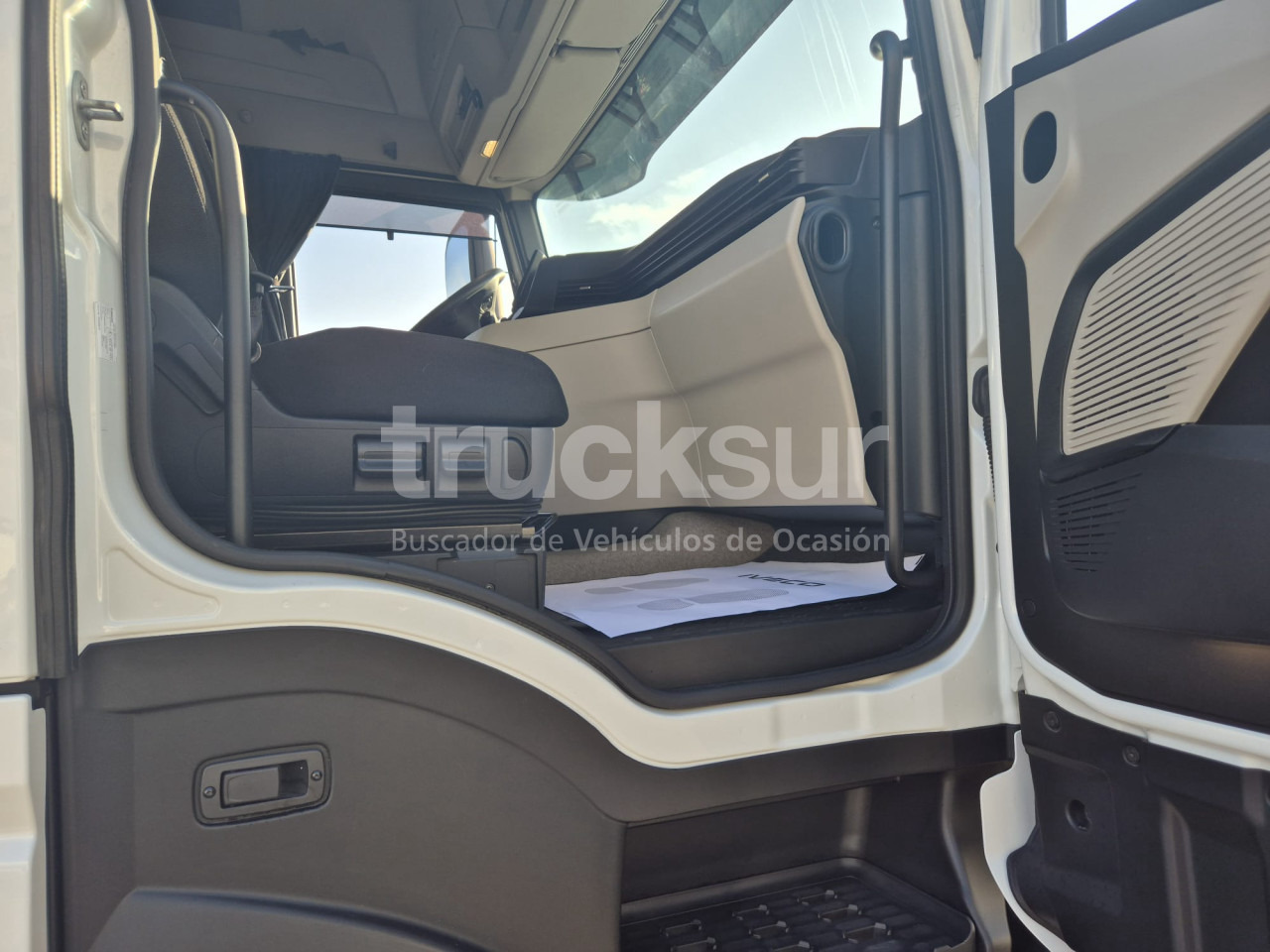 Тягач IVECO S-WAY AS44S50T/P 500CV: фото 23 Тягач IVECO S-WAY AS44S50T/P 500CV: фото 23