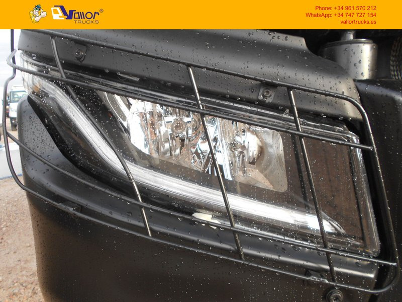 IVECO TWAY 6x4 - TRUCK FOR EXPORT - Тягач: фото 3 IVECO TWAY 6x4 - TRUCK FOR EXPORT - Тягач: фото 3