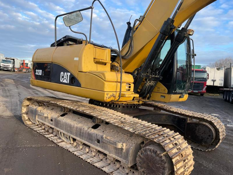 Caterpillar 323D - Гусеничний екскаватор: фото 3 Caterpillar 323D - Гусеничний екскаватор: фото 3