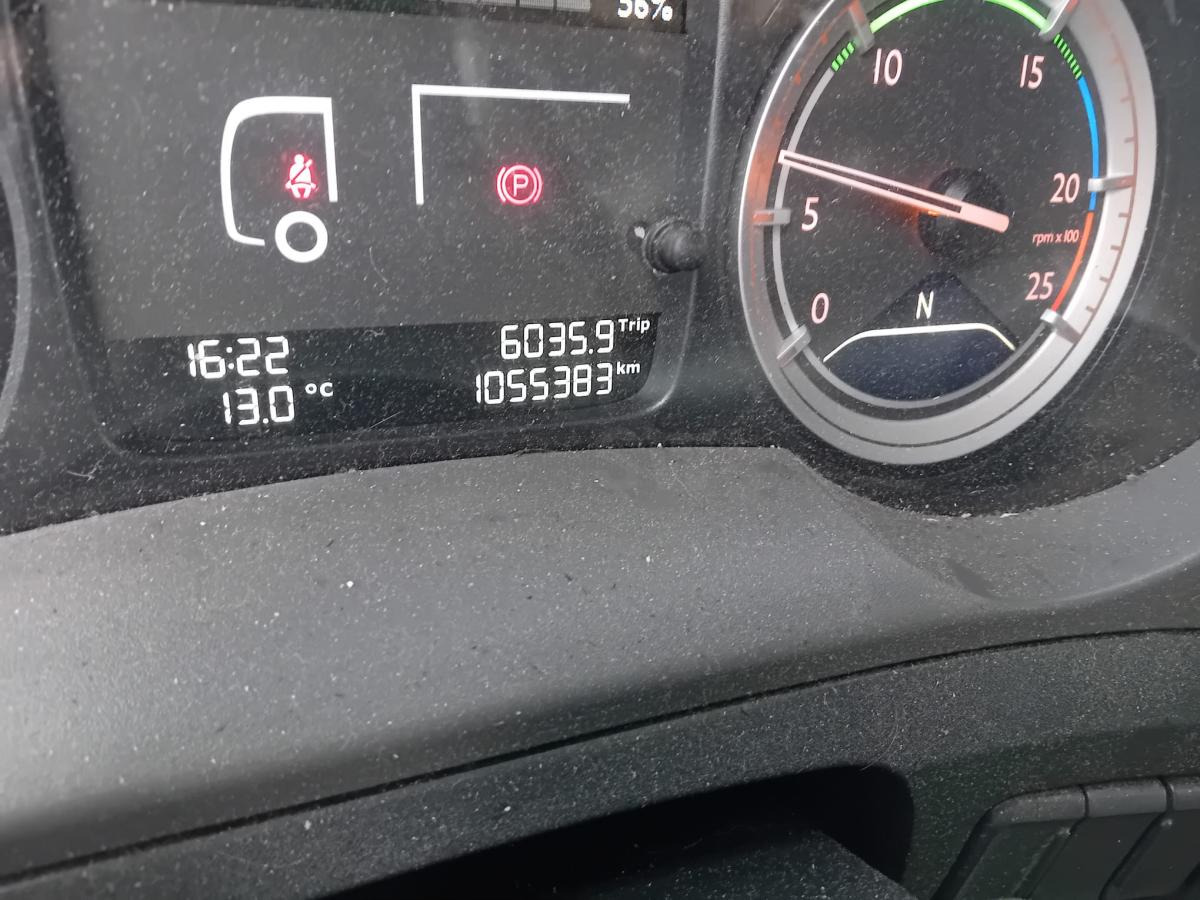 DAF CF 400 - Вантажівка з закритим кузовом: фото 2 DAF CF 400 - Вантажівка з закритим кузовом: фото 2