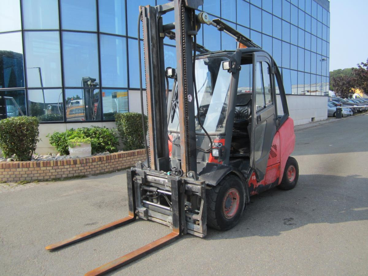 Fenwick H30 - Дизельний навантажувач: фото 4 Fenwick H30 - Дизельний навантажувач: фото 4