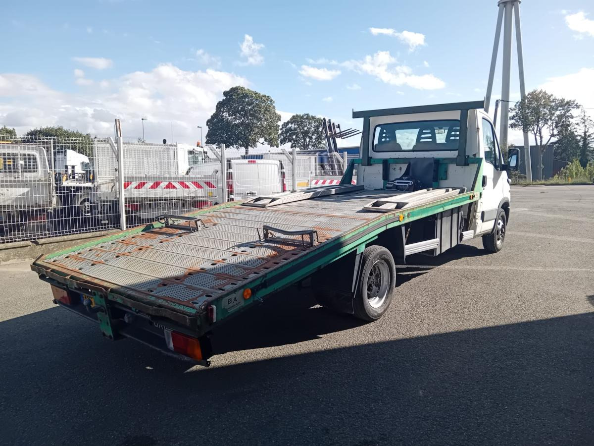 Iveco 35C14HPI - Евакуатор: фото 2 Iveco 35C14HPI - Евакуатор: фото 2