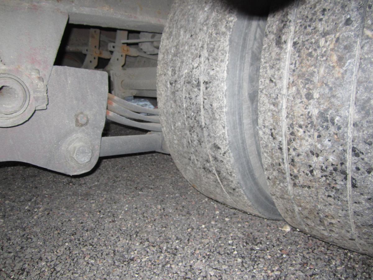 Kaiser - Низькорамна платформа напівпричіп: фото 3 Kaiser - Низькорамна платформа напівпричіп: фото 3