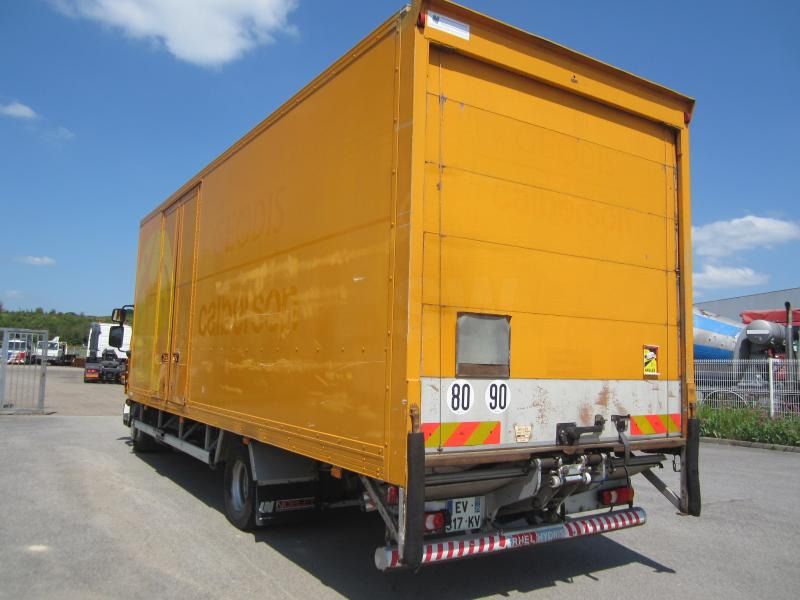 Renault Midlum 220 DXI - Вантажівка з закритим кузовом: фото 5 Renault Midlum 220 DXI - Вантажівка з закритим кузовом: фото 5