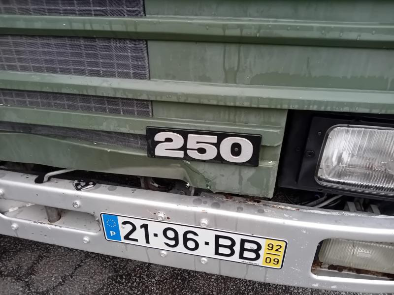 Scania 93 250 - Вантажівка цистерна: фото 4 Scania 93 250 - Вантажівка цистерна: фото 4