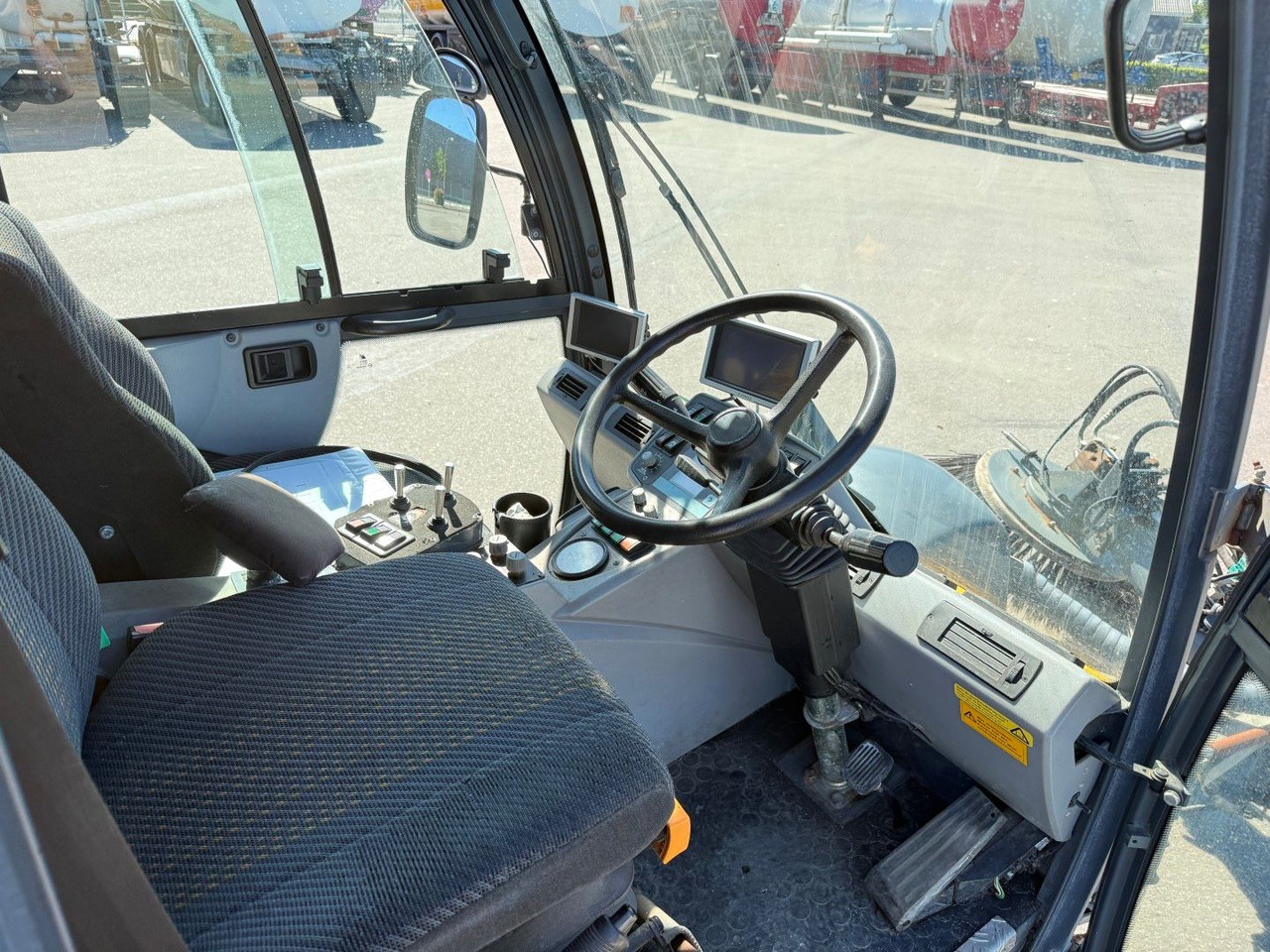Hako Citymaster 2000 4x4 Euro 5 Kehrmaschine - Підмітально-прибиральна машина: фото 5 Hako Citymaster 2000 4x4 Euro 5 Kehrmaschine - Підмітально-прибиральна машина: фото 5