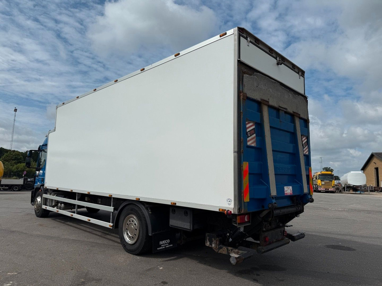 Iveco EuroCargo 180 E28 4x2 Thermo King T-1000R - Рефрижератор вантажівка: фото 4 Iveco EuroCargo 180 E28 4x2 Thermo King T-1000R - Рефрижератор вантажівка: фото 4