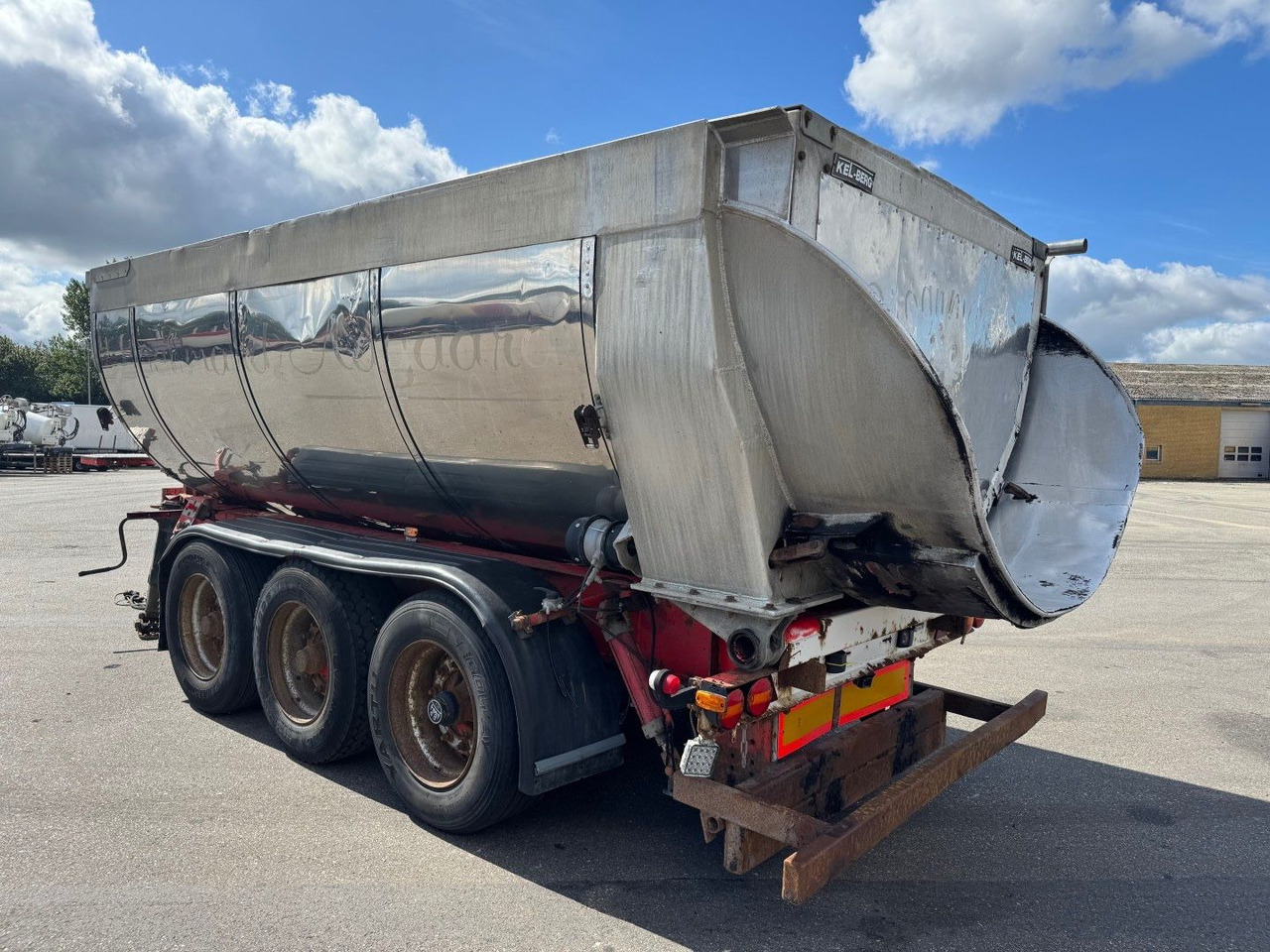 Kel-Berg 3 axle Asphalt tipper / Asphalt Kipper - Самоскид причіп: фото 5 Kel-Berg 3 axle Asphalt tipper / Asphalt Kipper - Самоскид причіп: фото 5