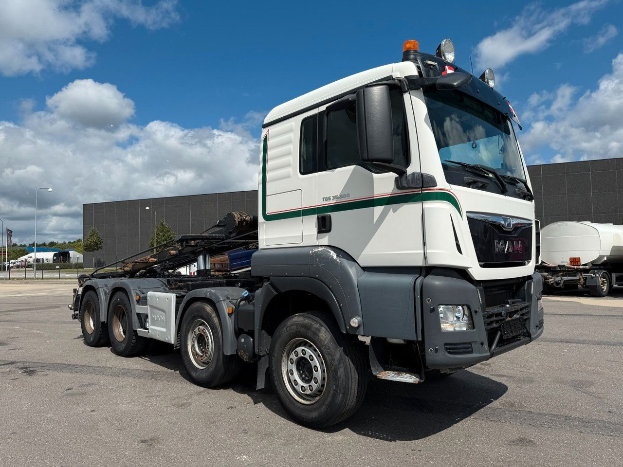 MAN TGS 35.500 8x4 HMF Tipper / Kipper / Euro 6 - Самоскид вантажівка: фото 2 MAN TGS 35.500 8x4 HMF Tipper / Kipper / Euro 6 - Самоскид вантажівка: фото 2