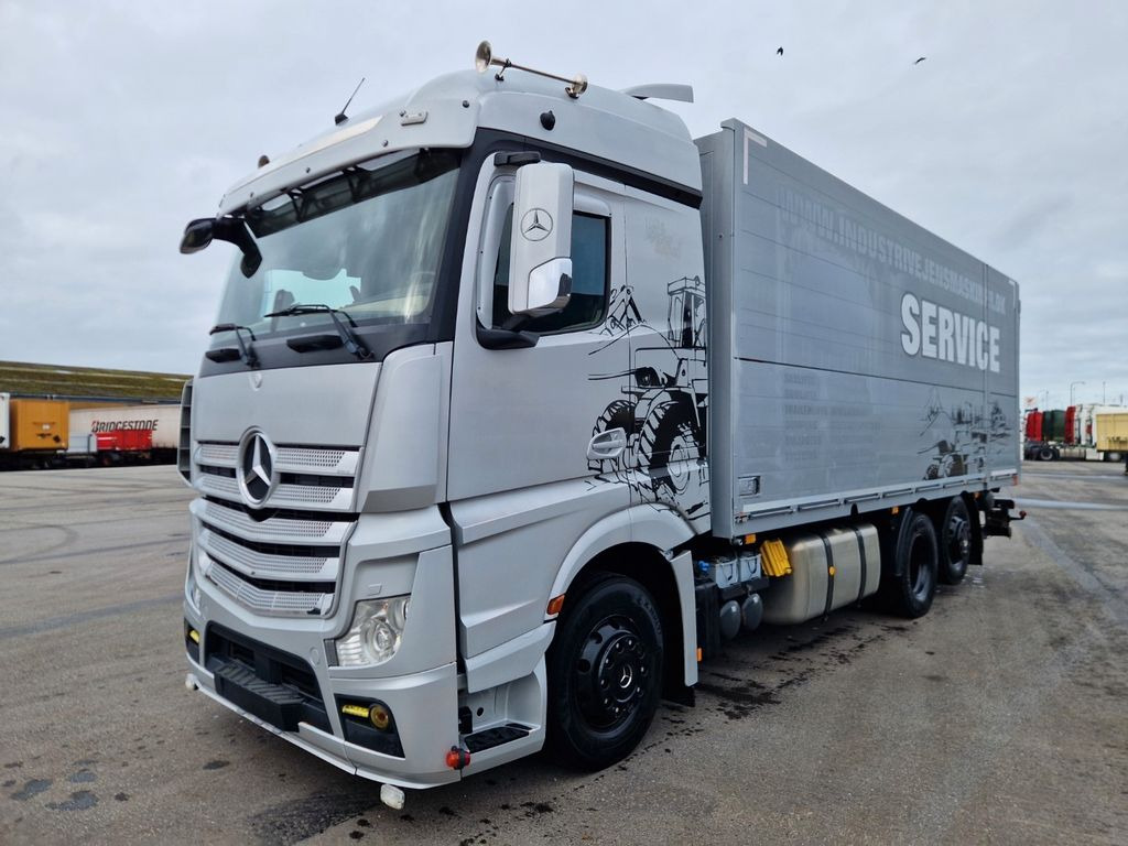 Mercedes-Benz Actros 2545 DinkelMagnus Kran/Kompressor/Service - Вантажівка з закритим кузовом, Вантажівка з маніпулятором: фото 2 Mercedes-Benz Actros 2545 DinkelMagnus Kran/Kompressor/Service - Вантажівка з закритим кузовом, Вантажівка з маніпулятором: фото 2