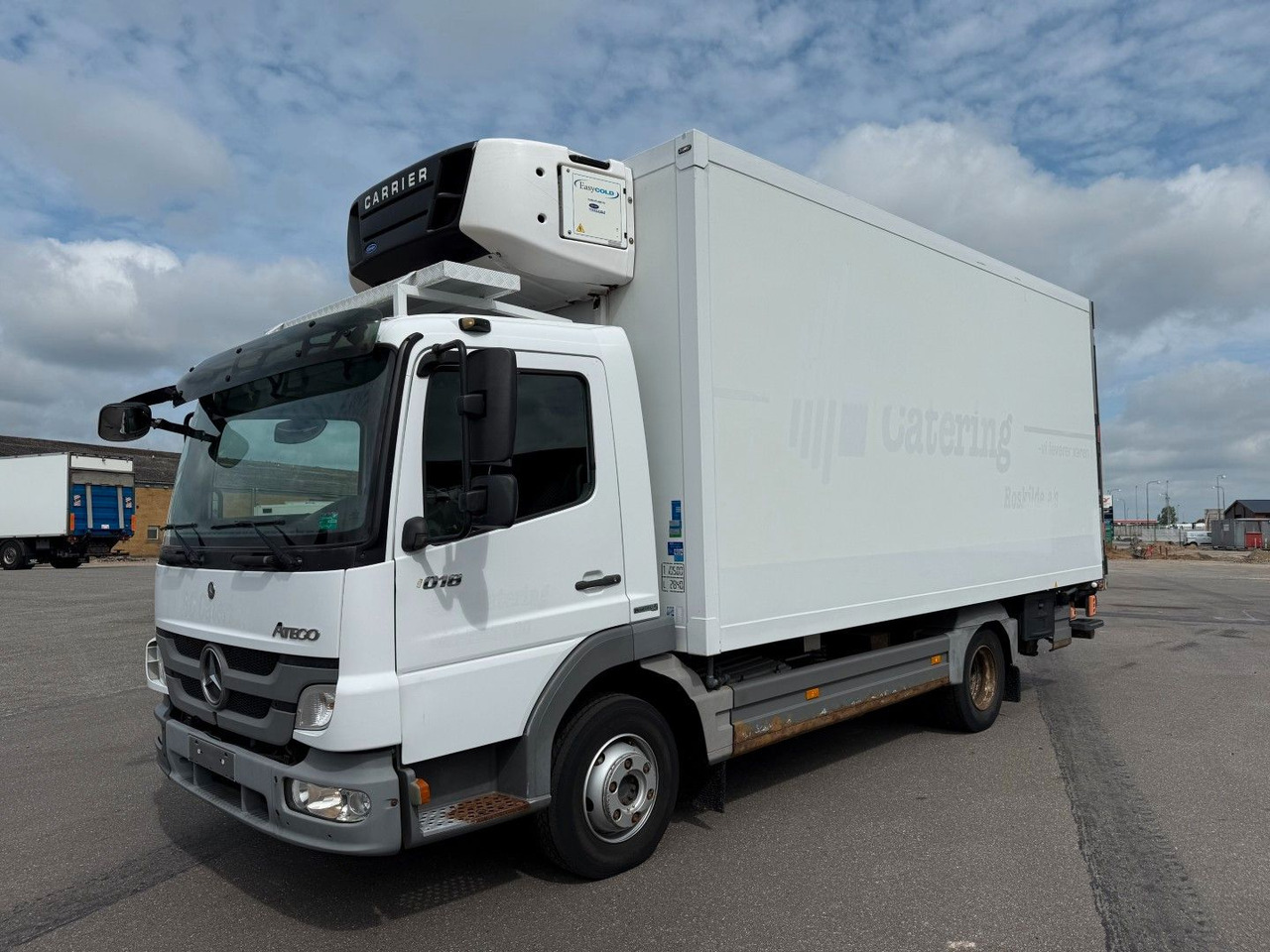 Mercedes-Benz Atego 1018 4x2 Carrier Supra 750 Mt - Рефрижератор вантажівка: фото 1 Mercedes-Benz Atego 1018 4x2 Carrier Supra 750 Mt - Рефрижератор вантажівка: фото 1