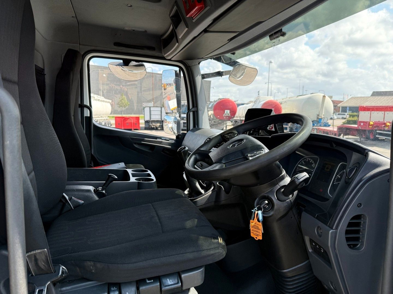 Mercedes-Benz Atego 1323 RHD Euro 6 Hvidtved Larsen Cityflex - Асенізатори: фото 5 Mercedes-Benz Atego 1323 RHD Euro 6 Hvidtved Larsen Cityflex - Асенізатори: фото 5