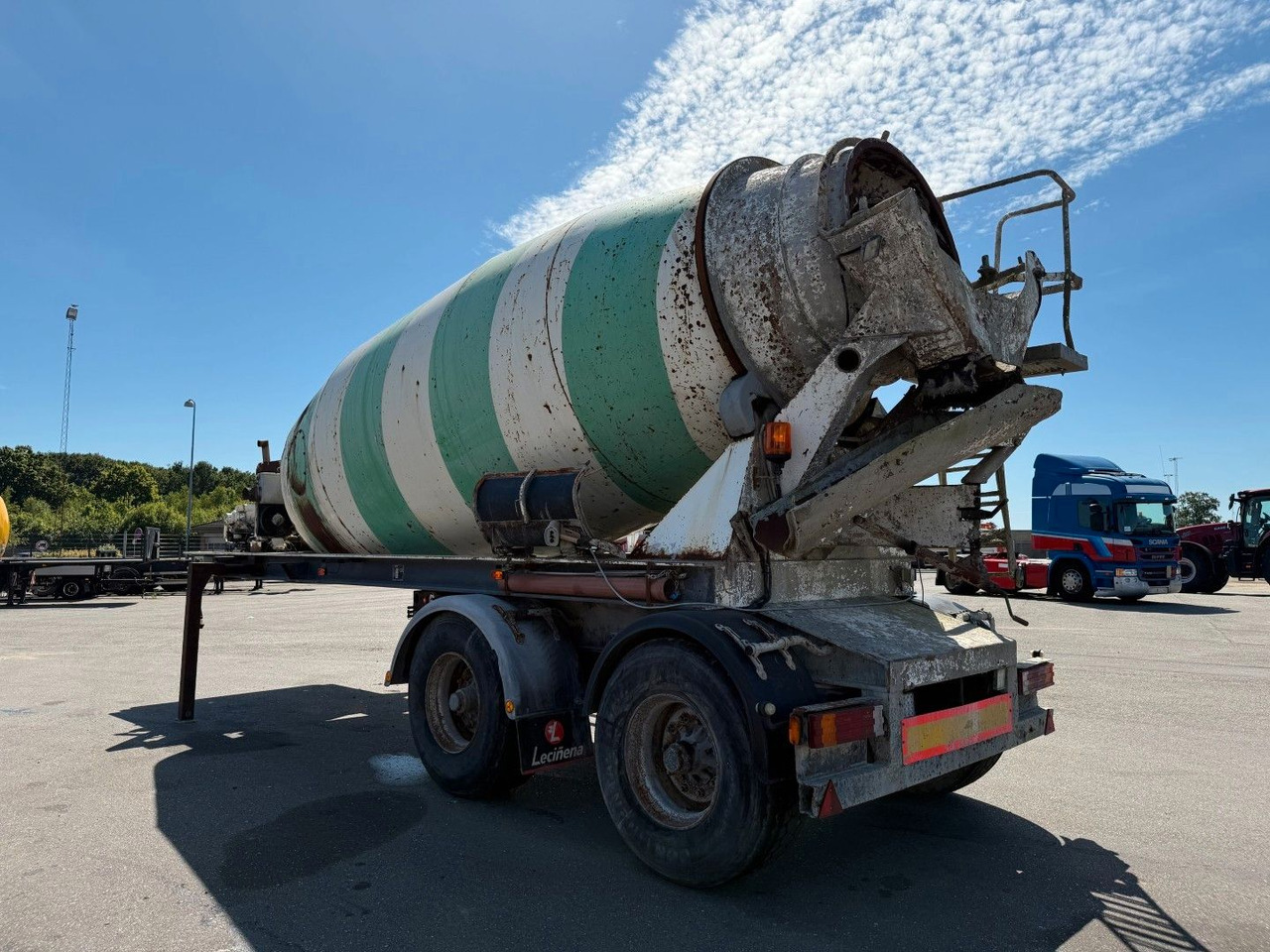 Le Cinena 12 m2 Baruval 2 axle Concrete trailer Lecinena 12 m3 Baruval 2 achse Beton/Concrete mixer - Напівпричіп: фото 4 Le Cinena 12 m2 Baruval 2 axle Concrete trailer Lecinena 12 m3 Baruval 2 achse Beton/Concrete mixer - Напівпричіп: фото 4