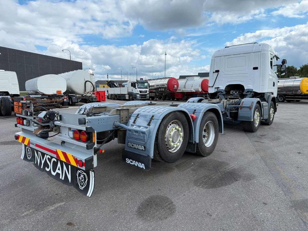 Scania G450 8x2*6 ADR Chassis / Fahrgestell / Euro 6 - Вантажівка шасі: фото 3 Scania G450 8x2*6 ADR Chassis / Fahrgestell / Euro 6 - Вантажівка шасі: фото 3