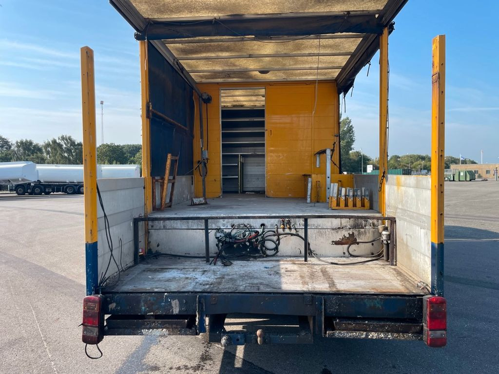 Scania P94/230 LB 4x2 Euro 3 Schaltgetriebe - Бортова вантажівка/ Платформа: фото 5 Scania P94/230 LB 4x2 Euro 3 Schaltgetriebe - Бортова вантажівка/ Платформа: фото 5