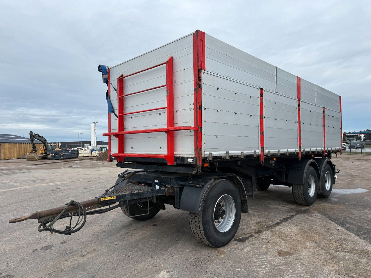 Skelhøje SVF P324 24 t. 3 axle Tipper / Getreide - Самоскид причіп: фото 2 Skelhøje SVF P324 24 t. 3 axle Tipper / Getreide - Самоскид причіп: фото 2