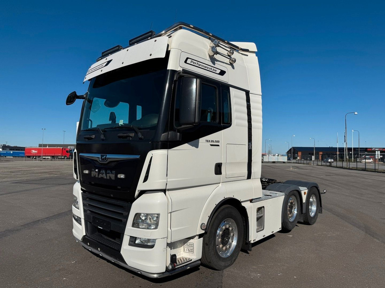 MAN TGX 26.500 6x2/2 XXL PerformanceLine - Тягач: фото 1 MAN TGX 26.500 6x2/2 XXL PerformanceLine - Тягач: фото 1