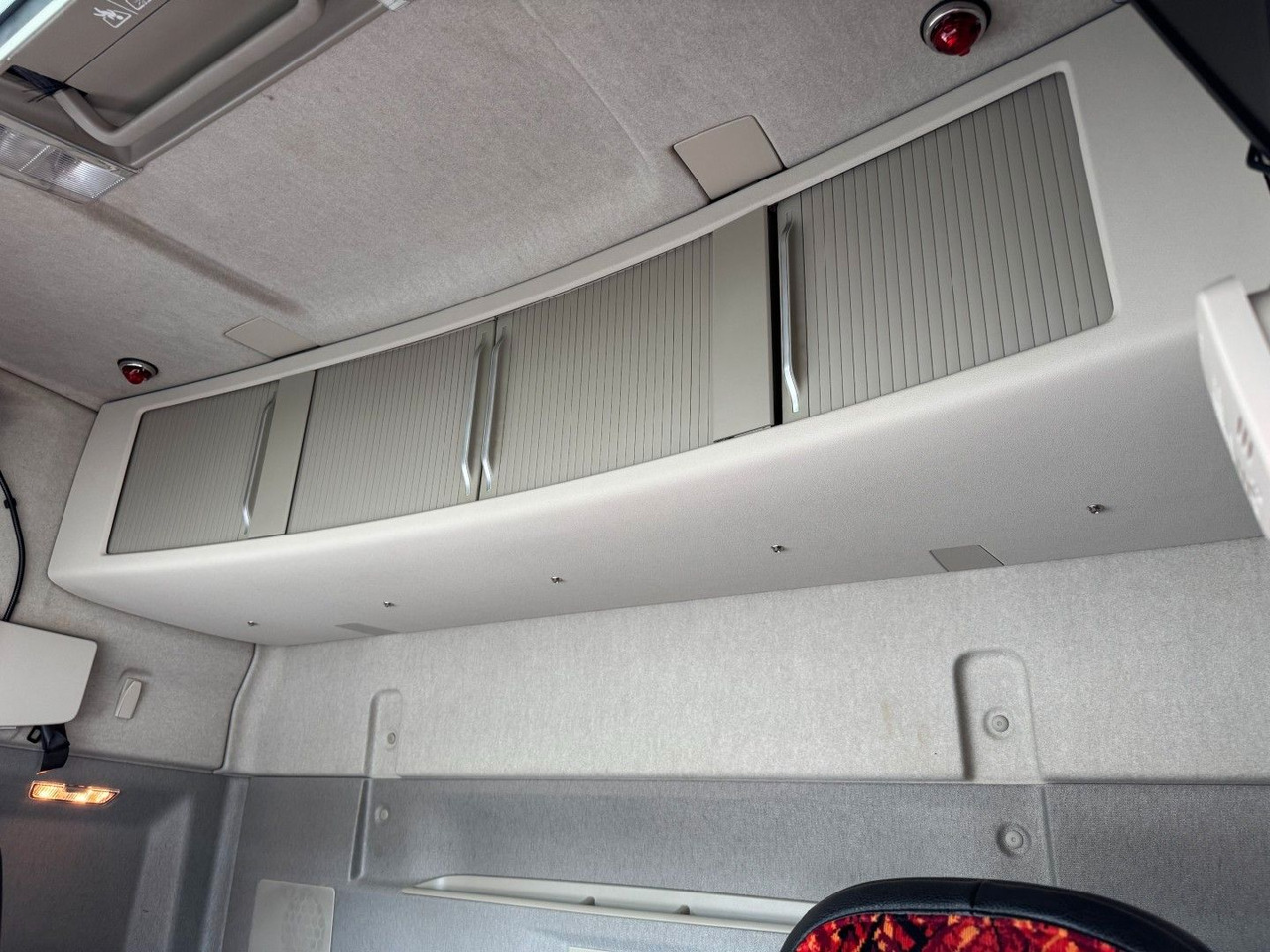 Самоскид вантажівка Volvo FH 500 8x2*6 Tipper Euro 6: фото 9 Самоскид вантажівка Volvo FH 500 8x2*6 Tipper Euro 6: фото 9