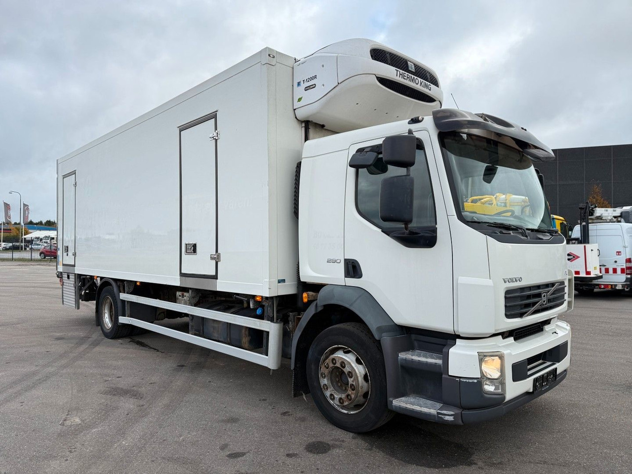 Volvo FL290 4x2 Thermo King T1200-R Euro 5 - Рефрижератор вантажівка: фото 2 Volvo FL290 4x2 Thermo King T1200-R Euro 5 - Рефрижератор вантажівка: фото 2