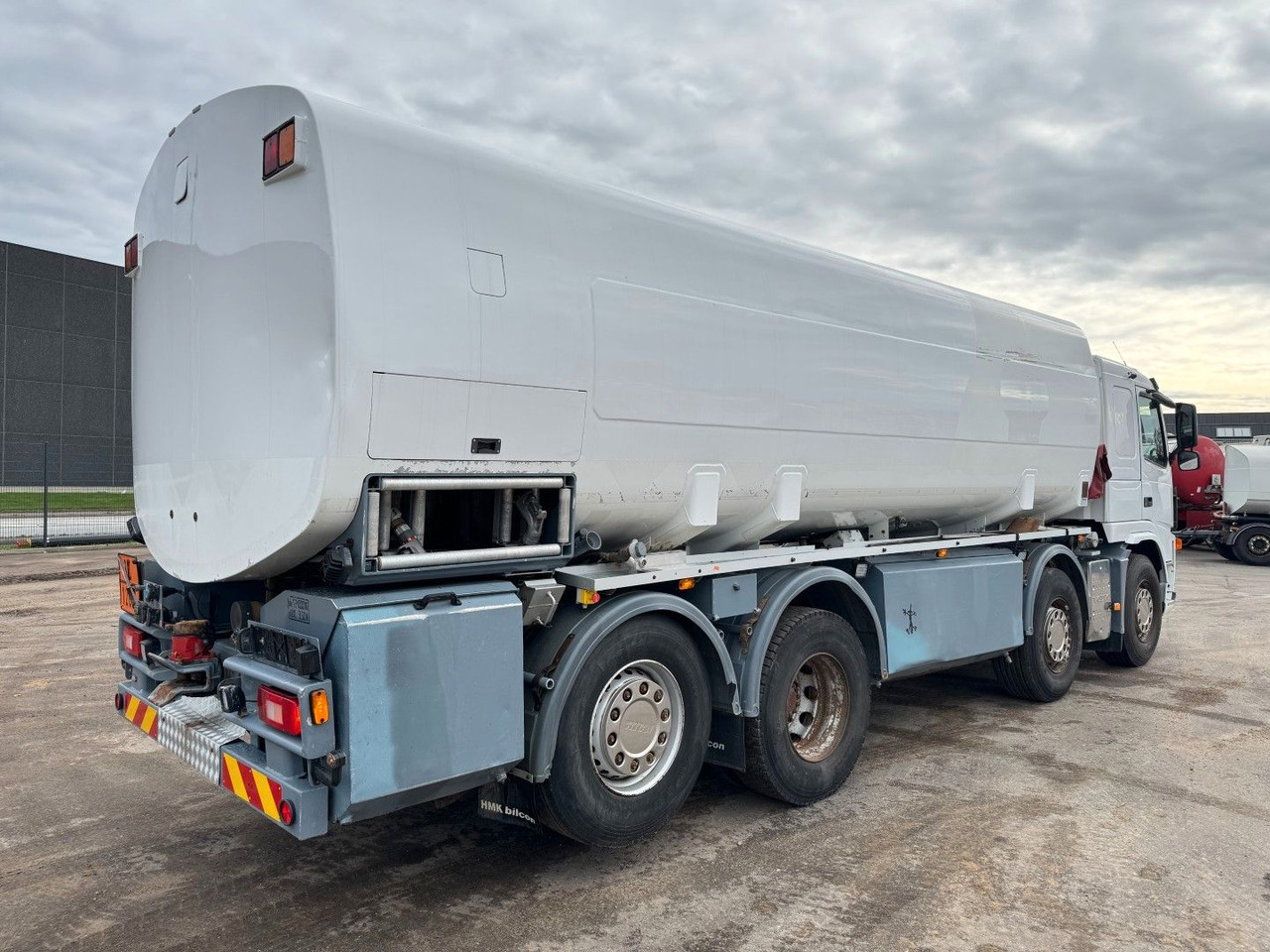 Volvo FM 440 8x2*6 24.000 l. ADR Tanktruck - Вантажівка цистерна: фото 3 Volvo FM 440 8x2*6 24.000 l. ADR Tanktruck - Вантажівка цистерна: фото 3