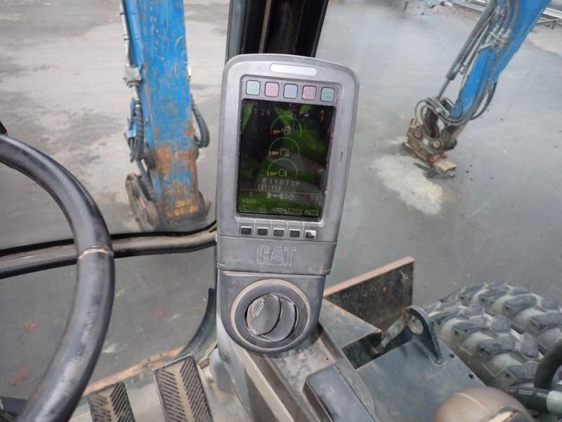 Колісний екскаватор Caterpillar M322D: фото 6 Колісний екскаватор Caterpillar M322D: фото 6