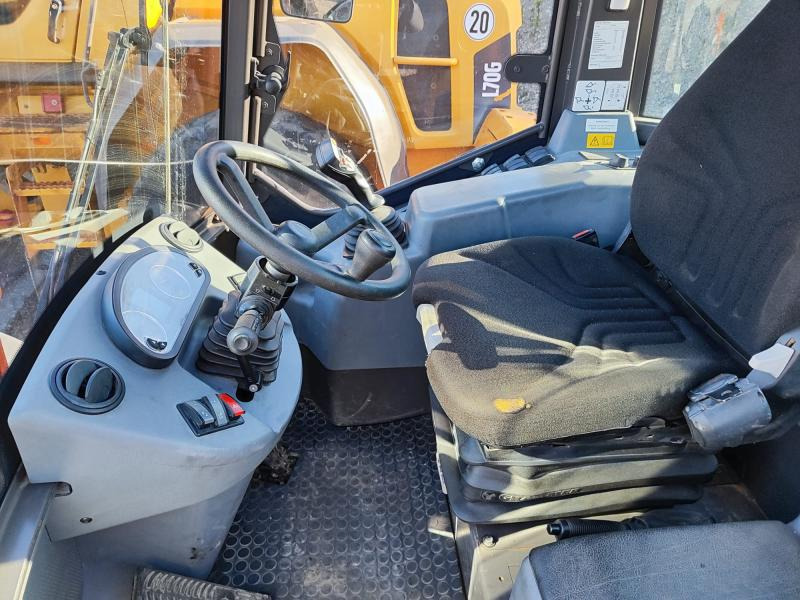 Hitachi ZW95 - Колісний навантажувач: фото 5 Hitachi ZW95 - Колісний навантажувач: фото 5