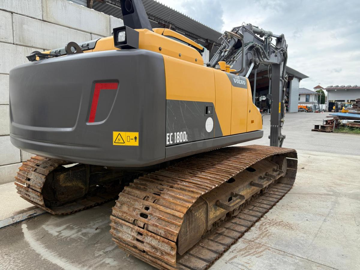 Volvo EC180 D - Гусеничний екскаватор: фото 2 Volvo EC180 D - Гусеничний екскаватор: фото 2