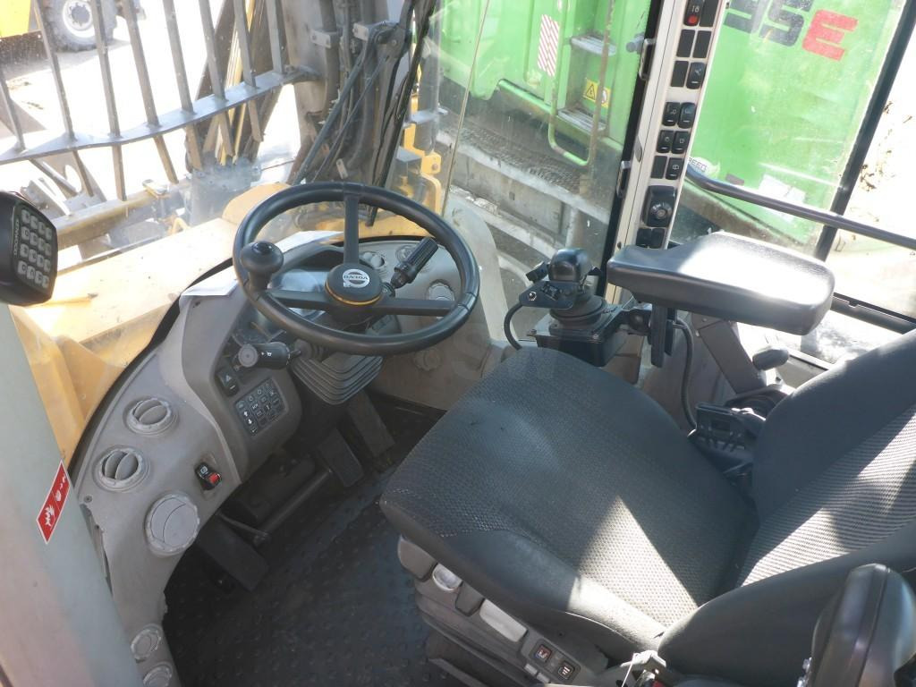 Volvo L 180 H High Lift - Колісний навантажувач: фото 5 Volvo L 180 H High Lift - Колісний навантажувач: фото 5