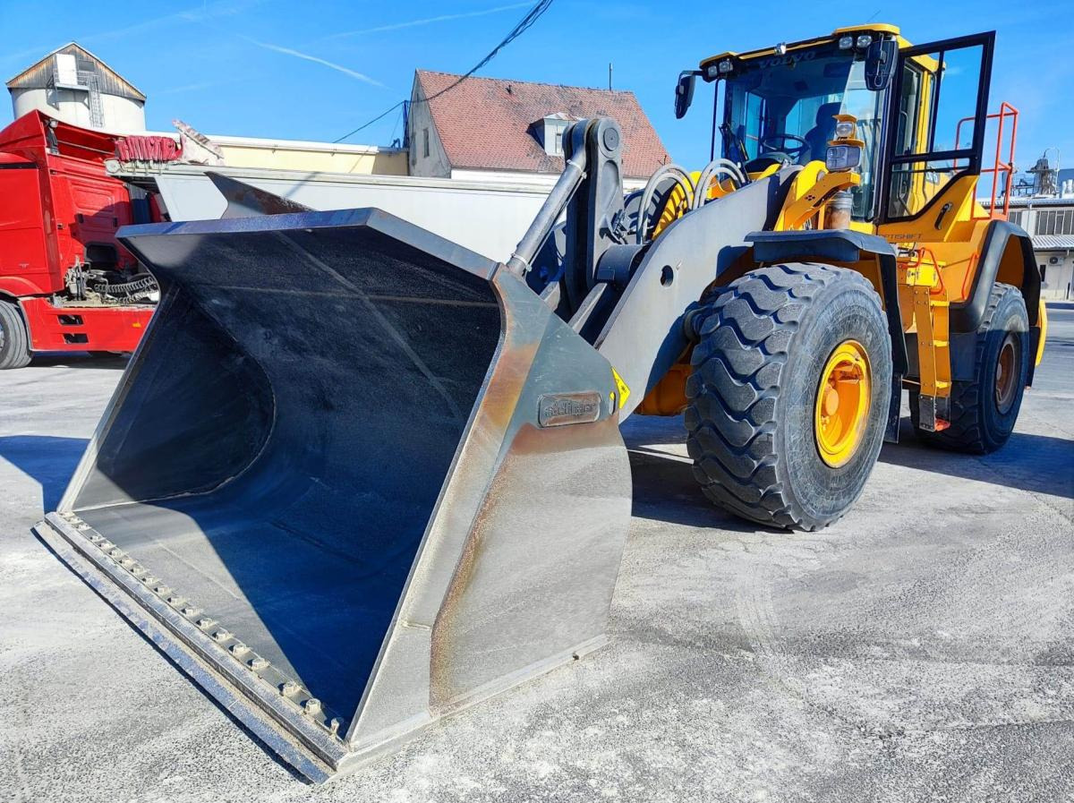 Volvo L180H Long Boom - Колісний навантажувач: фото 2 Volvo L180H Long Boom - Колісний навантажувач: фото 2