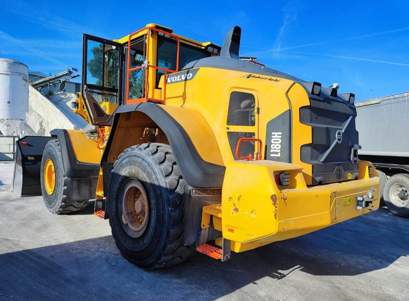 Volvo L180H Long Boom - Колісний навантажувач: фото 1 Volvo L180H Long Boom - Колісний навантажувач: фото 1