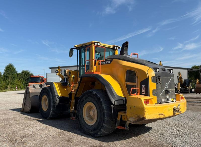 Volvo L180H - Колісний навантажувач: фото 1 Volvo L180H - Колісний навантажувач: фото 1