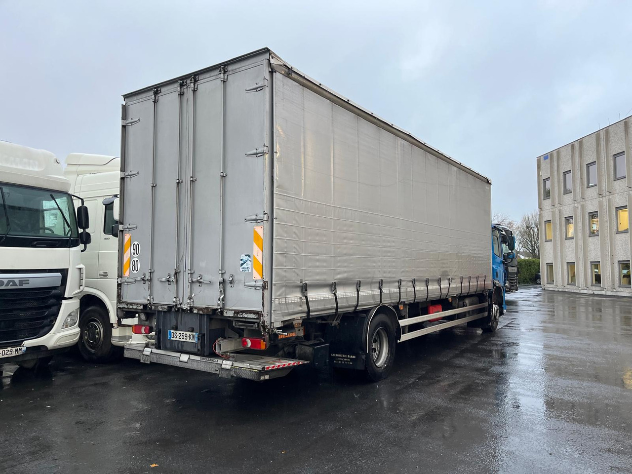 DAF CF 310 - Вантажівка з закритим кузовом: фото 4 DAF CF 310 - Вантажівка з закритим кузовом: фото 4