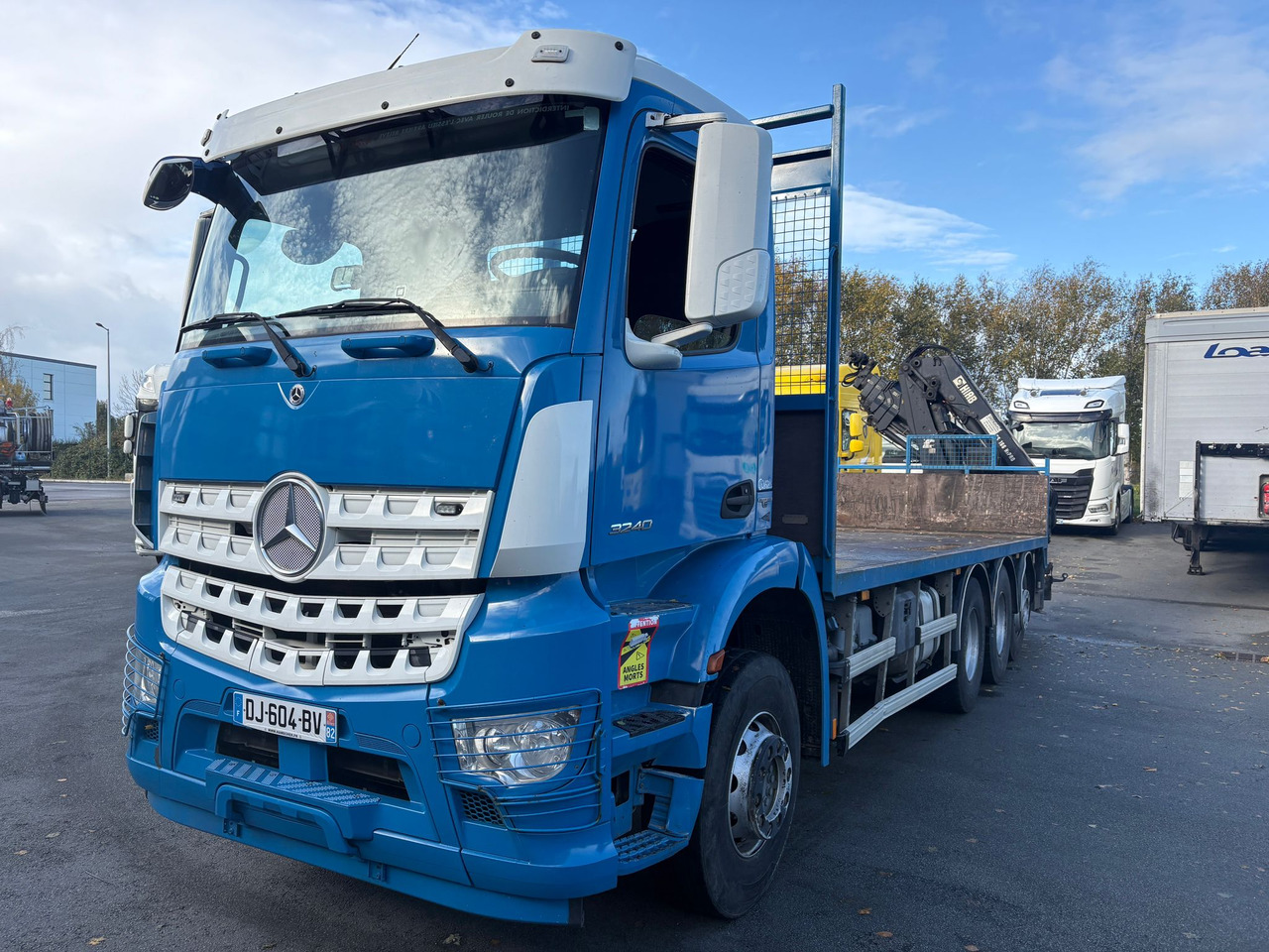 Mercedes Arocs 3240 - Бортова вантажівка/ Платформа: фото 1 Mercedes Arocs 3240 - Бортова вантажівка/ Платформа: фото 1