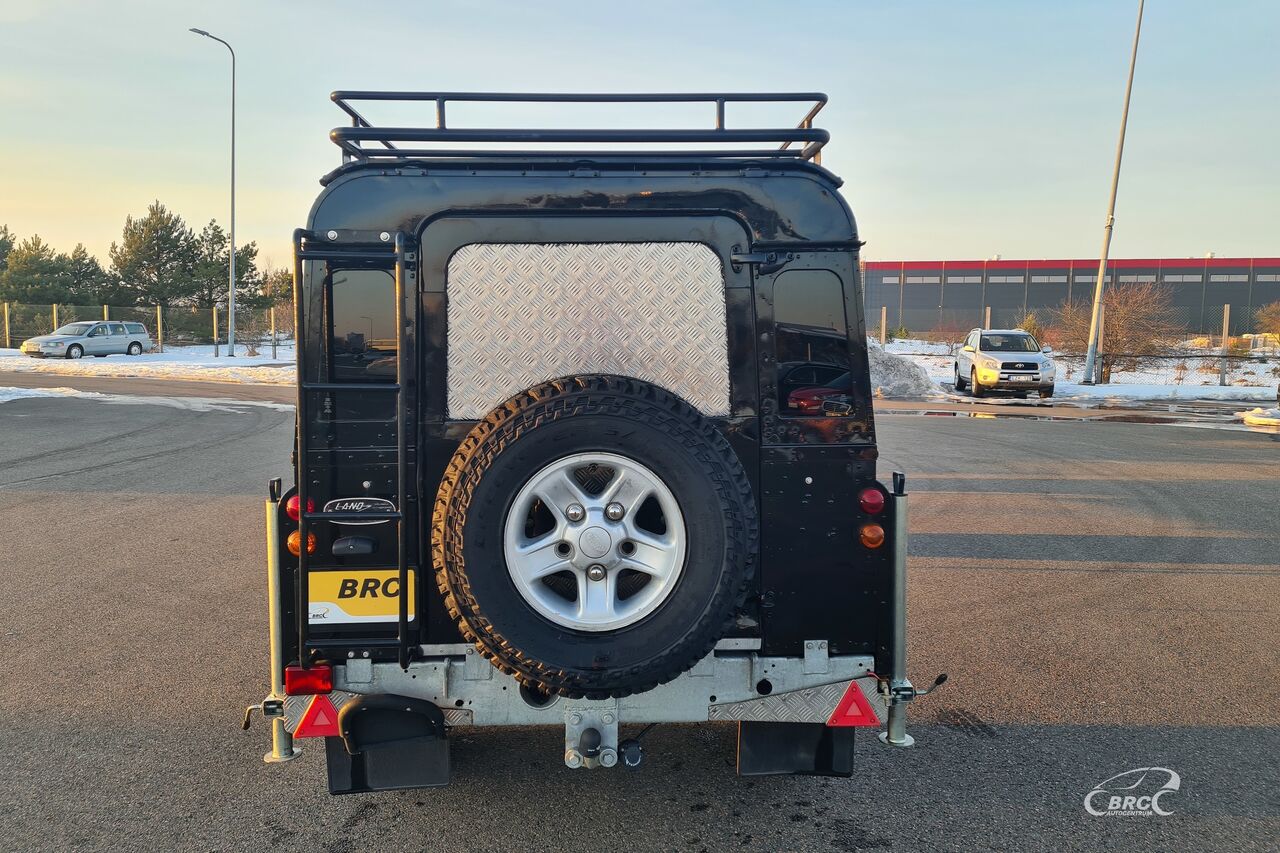 Land Rover Defender - Причіп мультиліфт/ Бункеровоз: фото 3 Land Rover Defender - Причіп мультиліфт/ Бункеровоз: фото 3