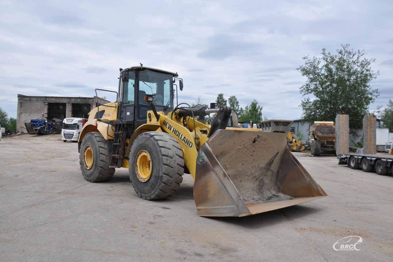 New Holland W270B - Колісний навантажувач: фото 2 New Holland W270B - Колісний навантажувач: фото 2